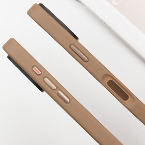 Чохол для iPhone 16 Золотий Metal Buttons with MagSafe - Зображення 4