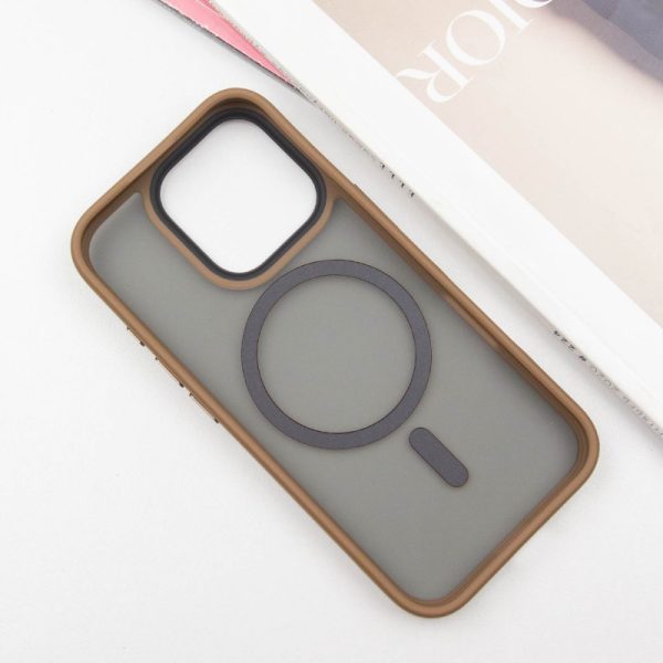 Чохол для iPhone 16 Pro Золотий Metal Buttons with MagSafe - Зображення 3