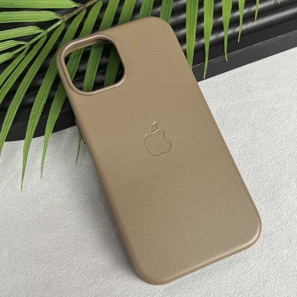 Шкіряний чохол для Apple iPhone 15 Pro Light Коричневий Leather Case with MagSafe and Animation - Зображення 3