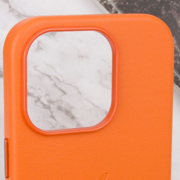 Шкіряний чохол для Apple iPhone 14 Pro Max Помаранчевий Leather Case with MagSafe and Animation - Зображення 8