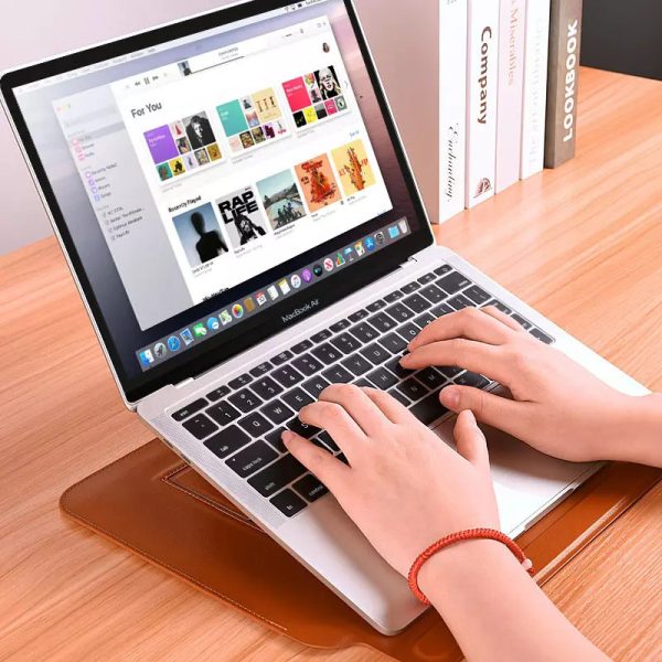 Чохол для ноутбука 14.2" з шутчної шкіри WIWU SKIN PRO Portable Stand Sleeve Коричневий - Зображення 4