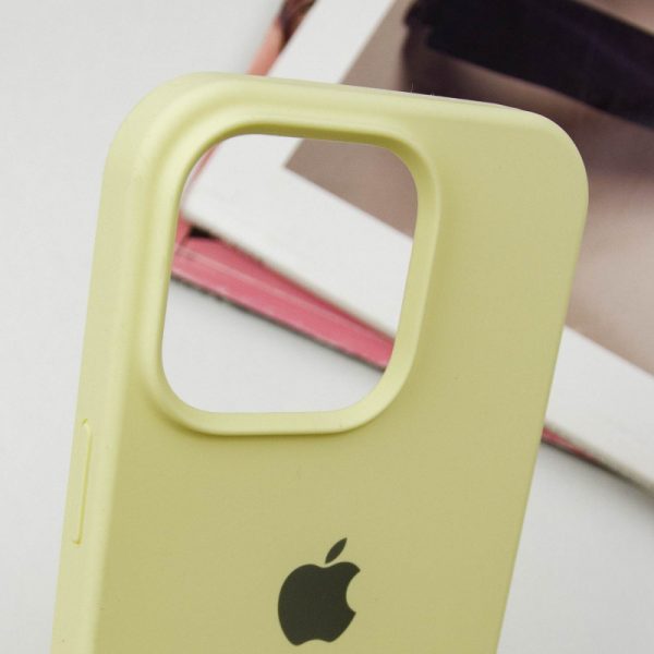 Чохол для iPhone 16 Pro Max сіліконовий Case Full Protective жовтий - Зображення 5